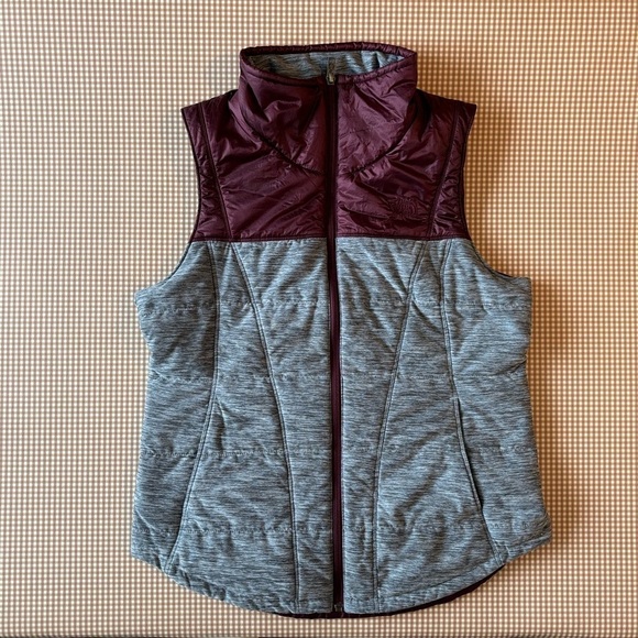 The North Face winter puffer vest. Gray/burgundy. Women’s Large